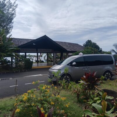 Taxi Tess Moorea