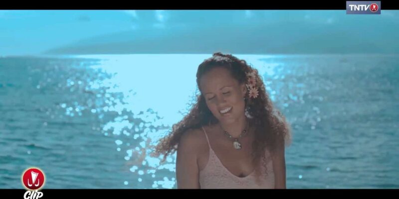 Grace Laughlin – Artiste auteure-compositrice-interprète de Tahaa
